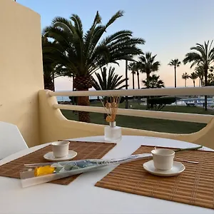 Mimosas Apartment